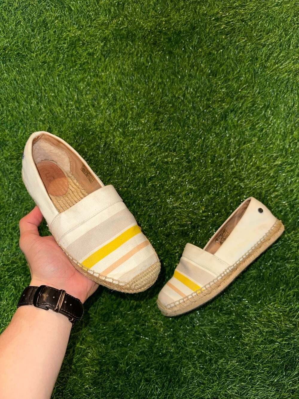 UGG Renada Stripe Espadrille Flats Size 9 White Yellow